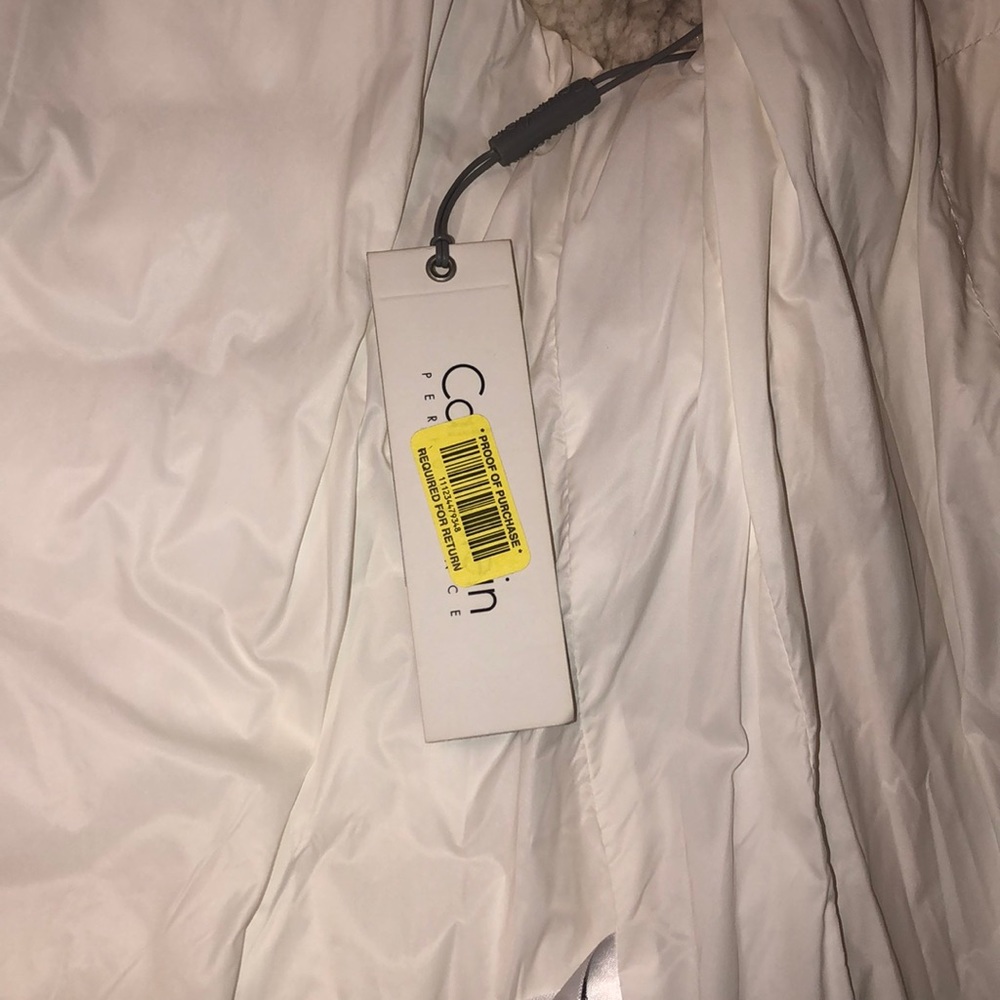 Vest - Picture 4 of 5